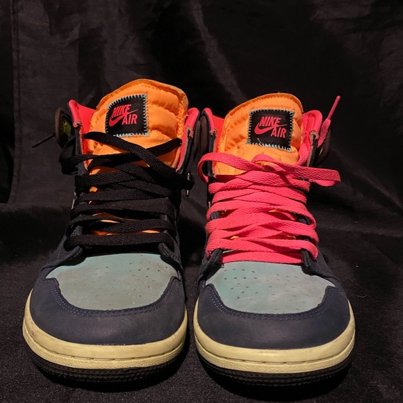 Jordan 1 Tokyo BioHack - Picture 2 of 6